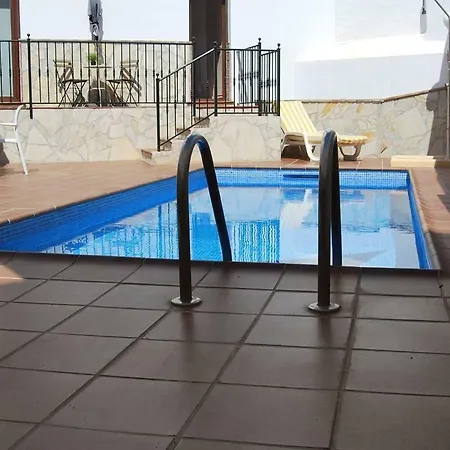 C/piscina Centro Apartment Nerja